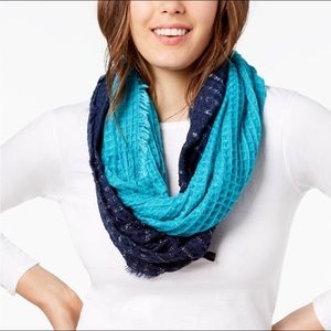 Waffle Loop Scarf